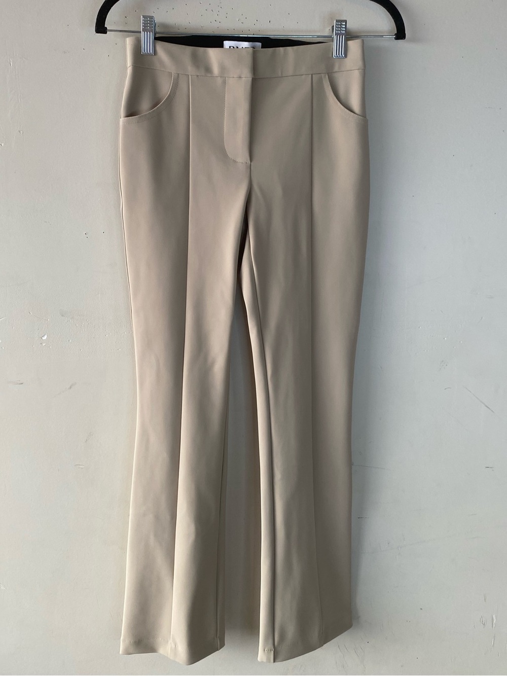 PAIRE LA Cream Beige Italian Stretch Scuba Pintuck Flare Trousers Size 2